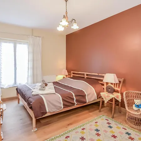 Hébergement de vacances 2 Bedroom Awesome In Rubigny